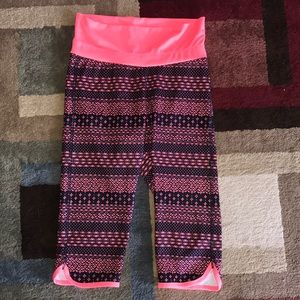 Athletic capris